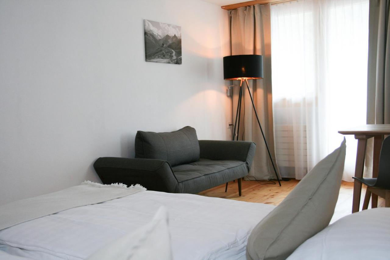 Hotel Solaria Бивио Екстериор снимка