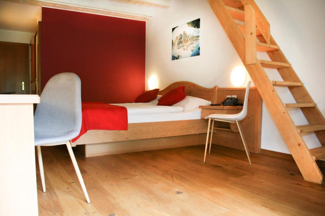 Hotel Solaria Бивио Стая снимка